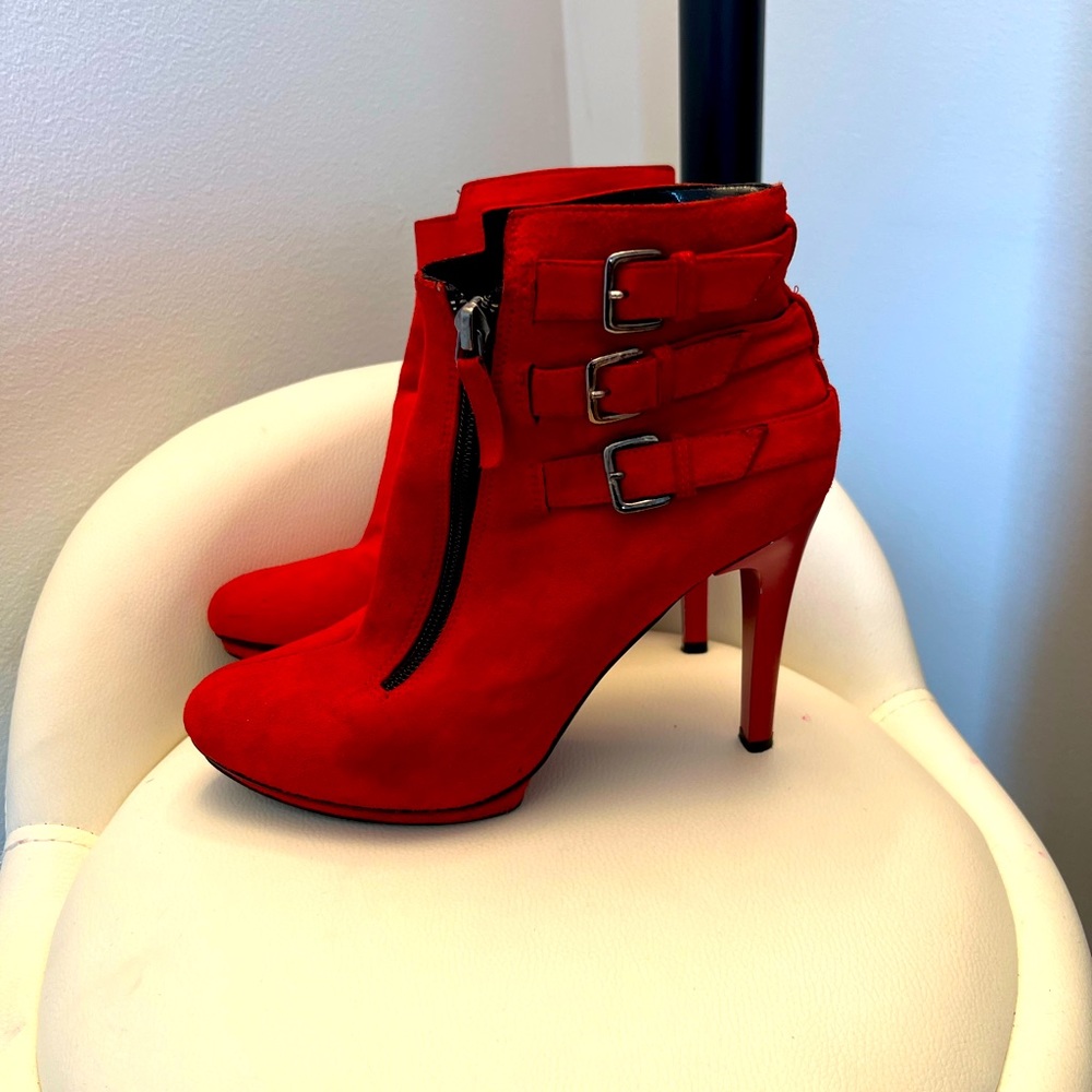 Devil Red high heel, booties